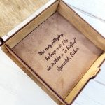 Kulcstartó ajándékdobozban gravírozással