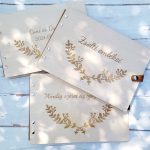 Emlékkönyv egyedi felirattal