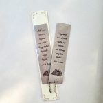 Könyvjelző egyedi gravírozással