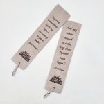 Könyvjelző egyedi gravírozással