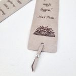 Könyvjelző egyedi gravírozással