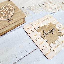 Anyák napi puzzle dobozban