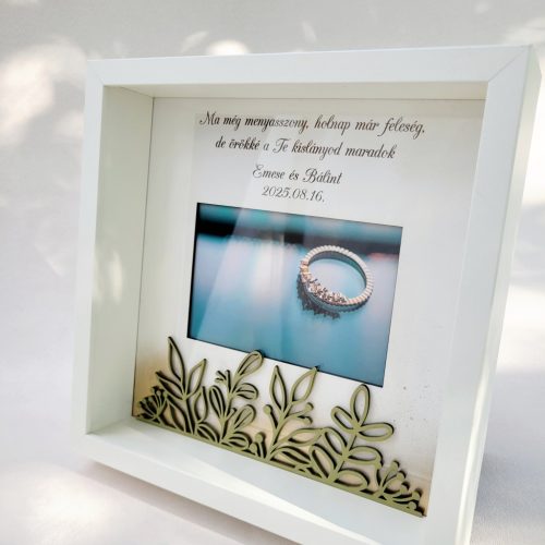 Szülőköszöntő fényképtartó gravírozással